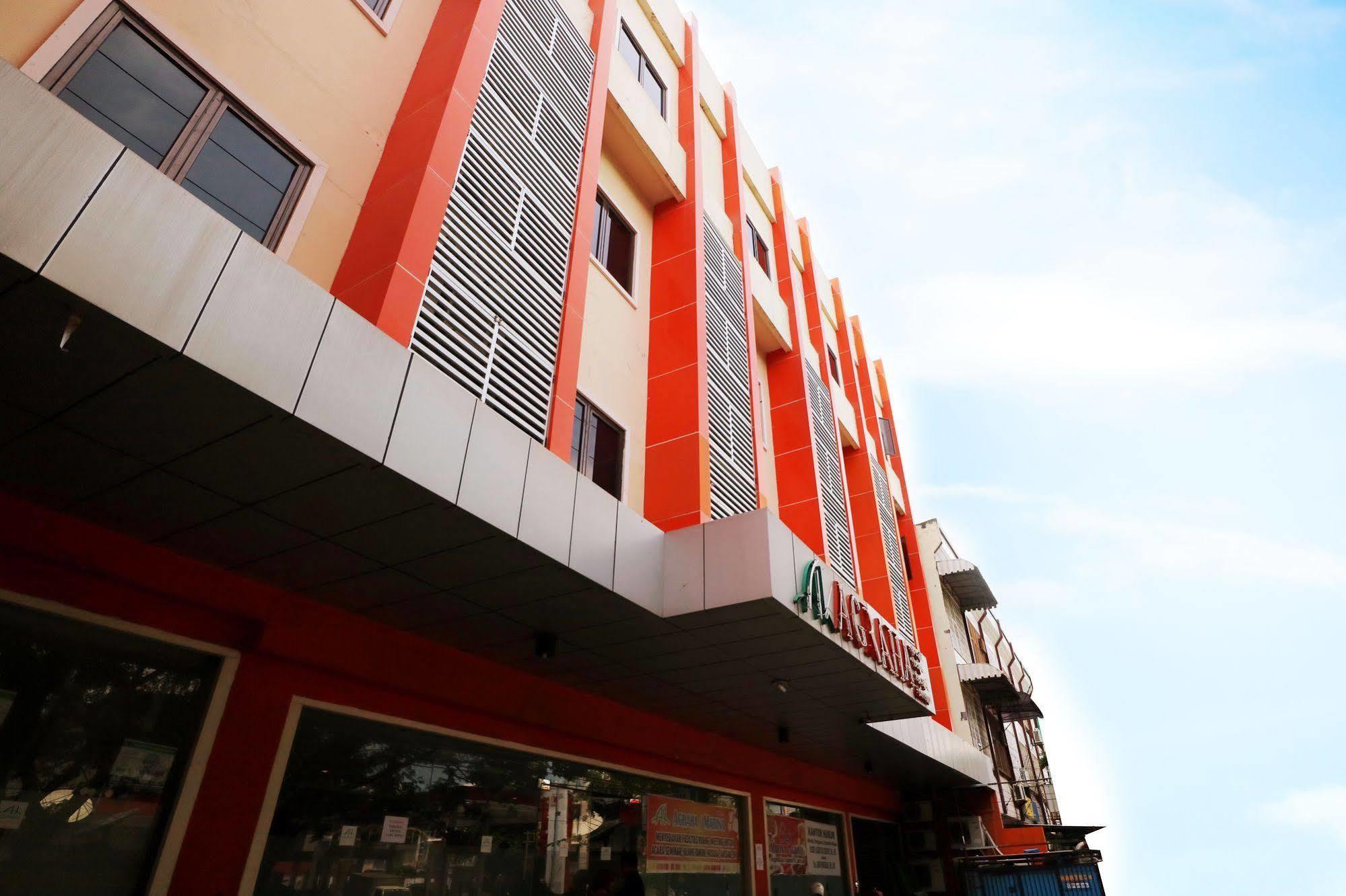 Agraha Andalas Hotel Macasar Exterior foto
