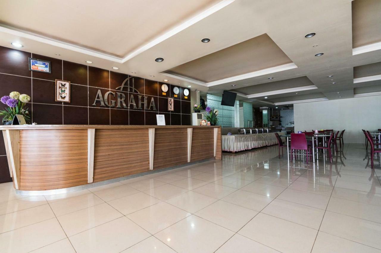 Agraha Andalas Hotel Macasar Exterior foto